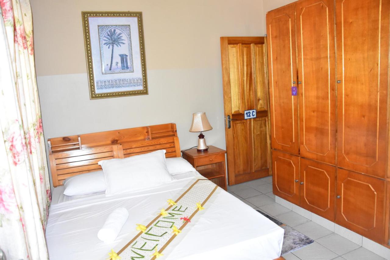 Reef Holiday Apartments Anse aux Pins Exterior foto